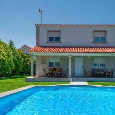 La Casa De Illos, Casa Completa Con Piscina En Дом отдыха